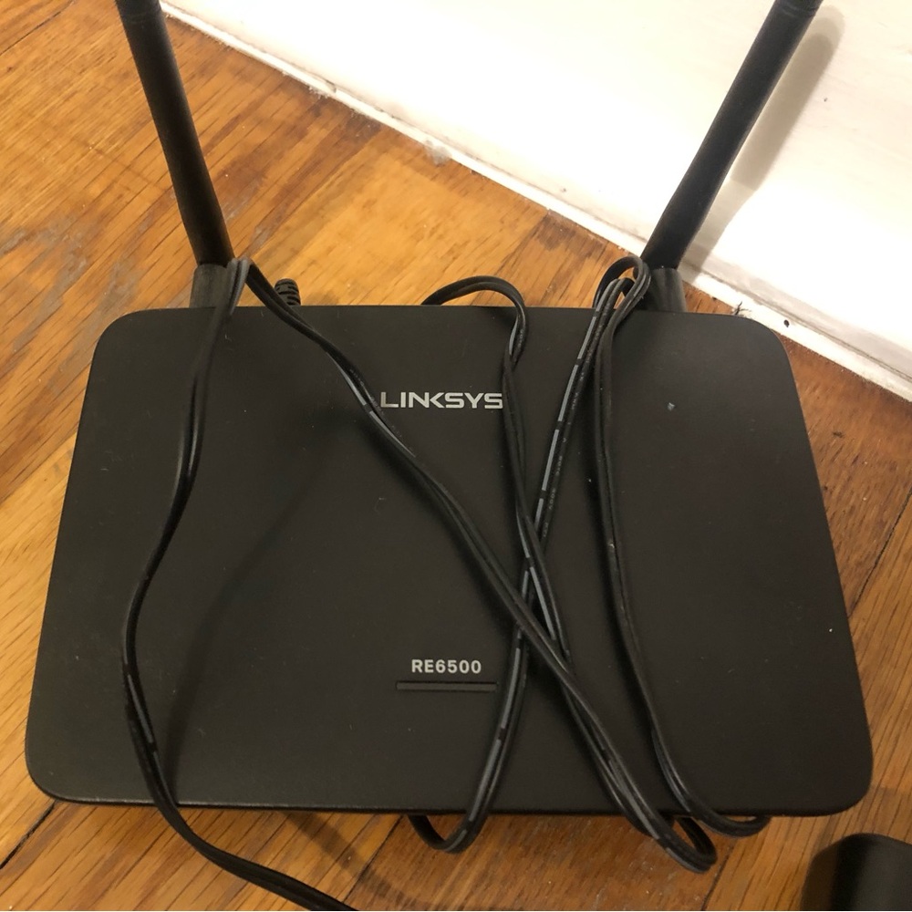 Linksys RE6500: AC1200, Dual-Band Wi-Fi Extender, Internet Booster.